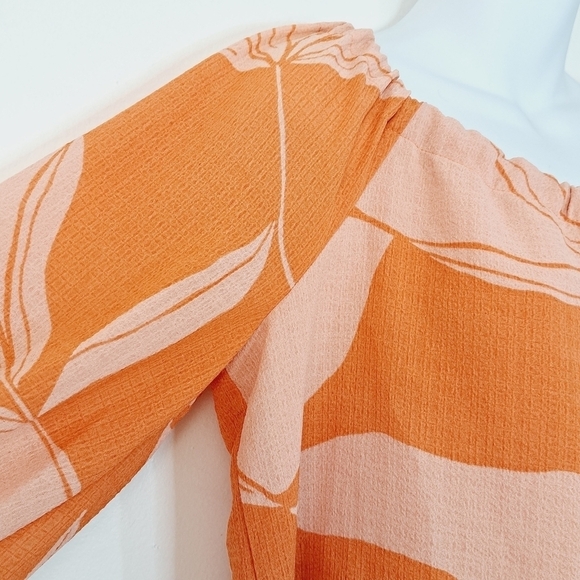 A New Day Two Tone Boho‎ Coral Tropical Flower Blouse - Picture 6 of 12